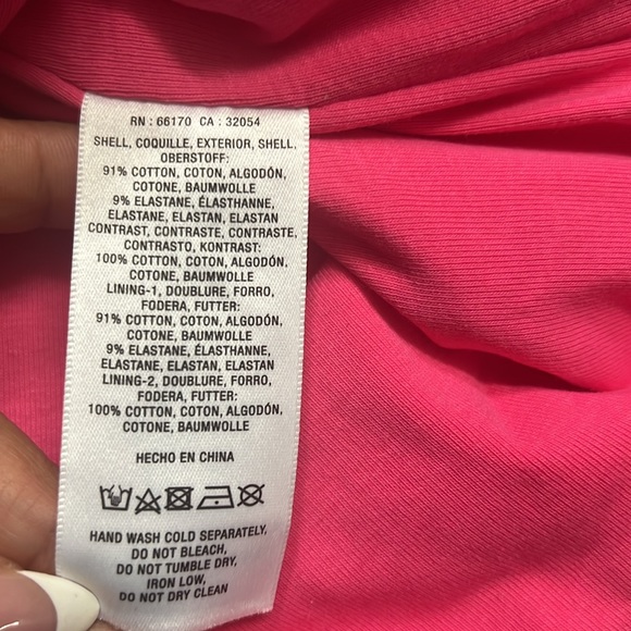 Anthropologie Maeve top in fushia puff sleeves V neck wrap style size M - Picture 15 of 15